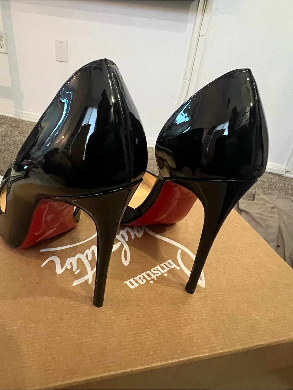 Christian Louboutin Black Patent Iriza 100 Pumps - Picture 6 of 6